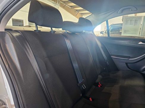 Used 2015 Volkswagen Jetta S FWD image 13