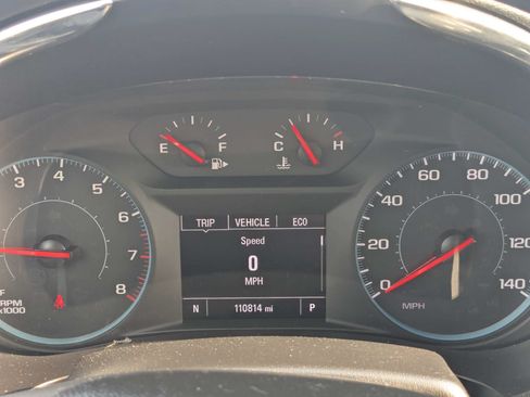 Used 2020 Chevrolet Malibu LT FWD image 28
