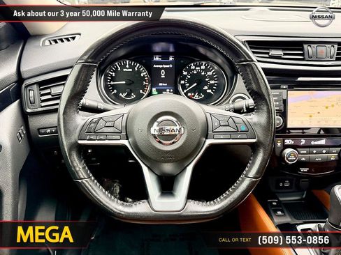 Used 2018 Nissan Rogue SL w/ Premium Package image 20