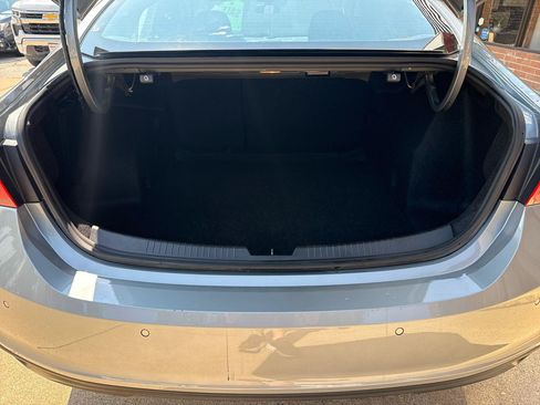 Used 2025 Chevrolet Malibu LT FWD image 20
