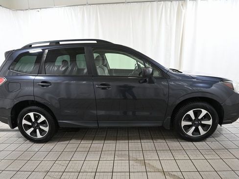 Used 2018 Subaru Forester 2.5i Premium w/ All-Weather Package image 13