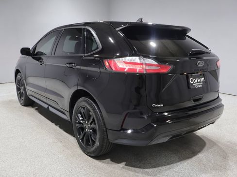 Used 2023 Ford Edge SE w/ Black Appearance Package AWD/4WD image 5