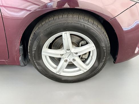 Used 2017 Kia Forte LX FWD image 30