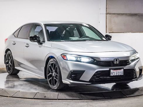 Used 2022 Honda Civic Sport image 3