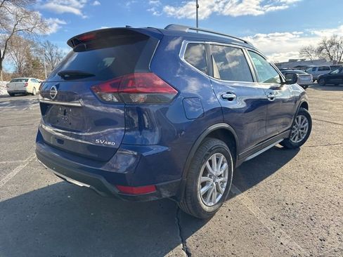Used 2019 Nissan Rogue SL image 3
