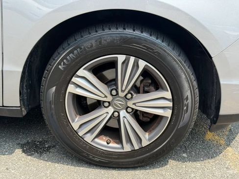 Used 2019 Acura MDX SH-AWD image 9