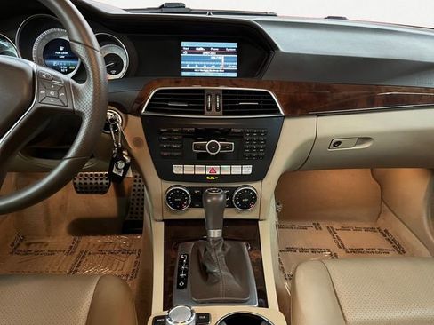 Used 2014 Mercedes-Benz C 300 4MATIC Sedan image 13