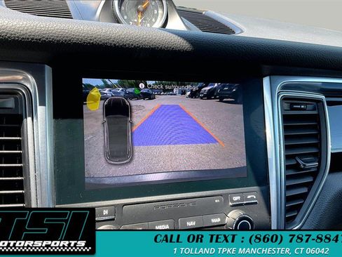 Used 2018 Porsche Macan AWD/4WD image 21