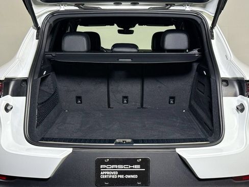 Certified 2024 Porsche Cayenne AWD/4WD image 26