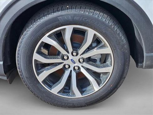 New 2025 Ford Explorer ST-Line image 11