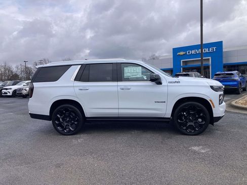 New 2026 Chevrolet Tahoe High Country AWD/4WD image 2