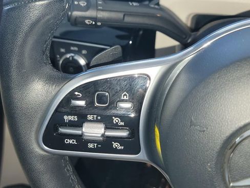 Used 2020 Mercedes-Benz CLA 250 image 18