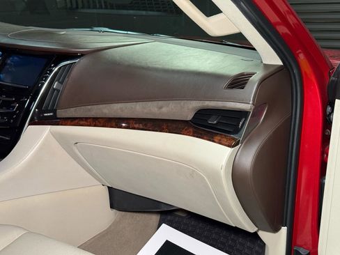 Used 2015 Cadillac Escalade ESV Premium image 50