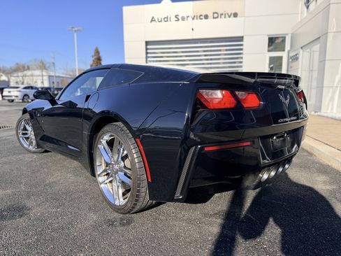 Used 2015 Chevrolet Corvette Stingray Coupe w/ 2LT Preferred Equipment Group image 4