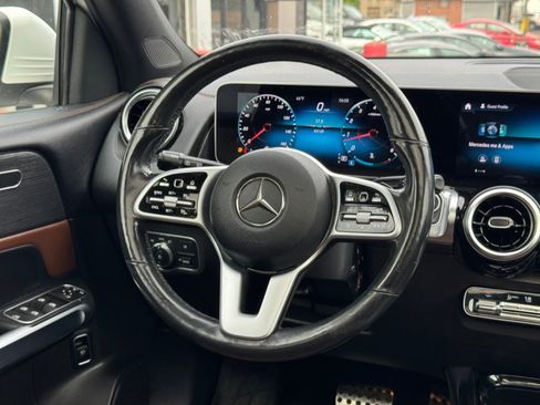 Used 2020 Mercedes-Benz GLB 250 4MATIC image 45