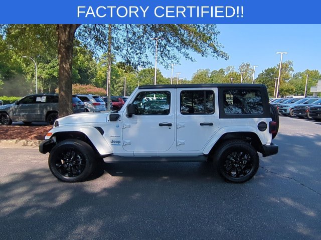 Certified 2022 Jeep Wrangler Unlimited Sahara w/ Cold Weather Group AWD/4WD image 2