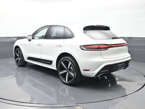 New 2026 Porsche Macan AWD/4WD image 3
