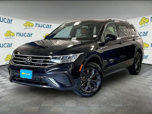 Used 2023 Volkswagen Tiguan SE AWD/4WD image 3