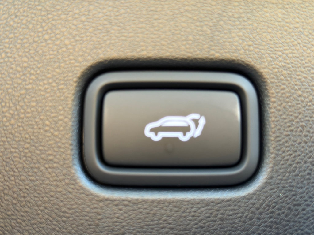 New 2026 Hyundai Tucson Limited FWD image 19