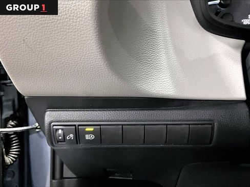 Certified 2023 Toyota Corolla LE image 35