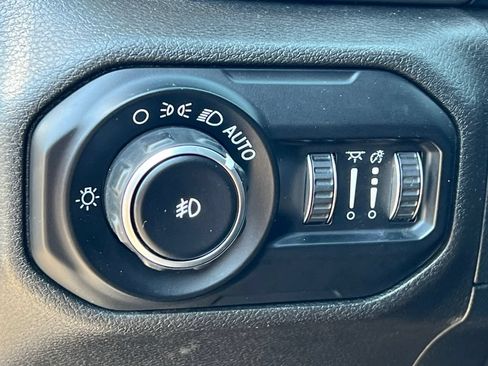 Used 2020 Jeep Wrangler Unlimited Sport S AWD/4WD image 15