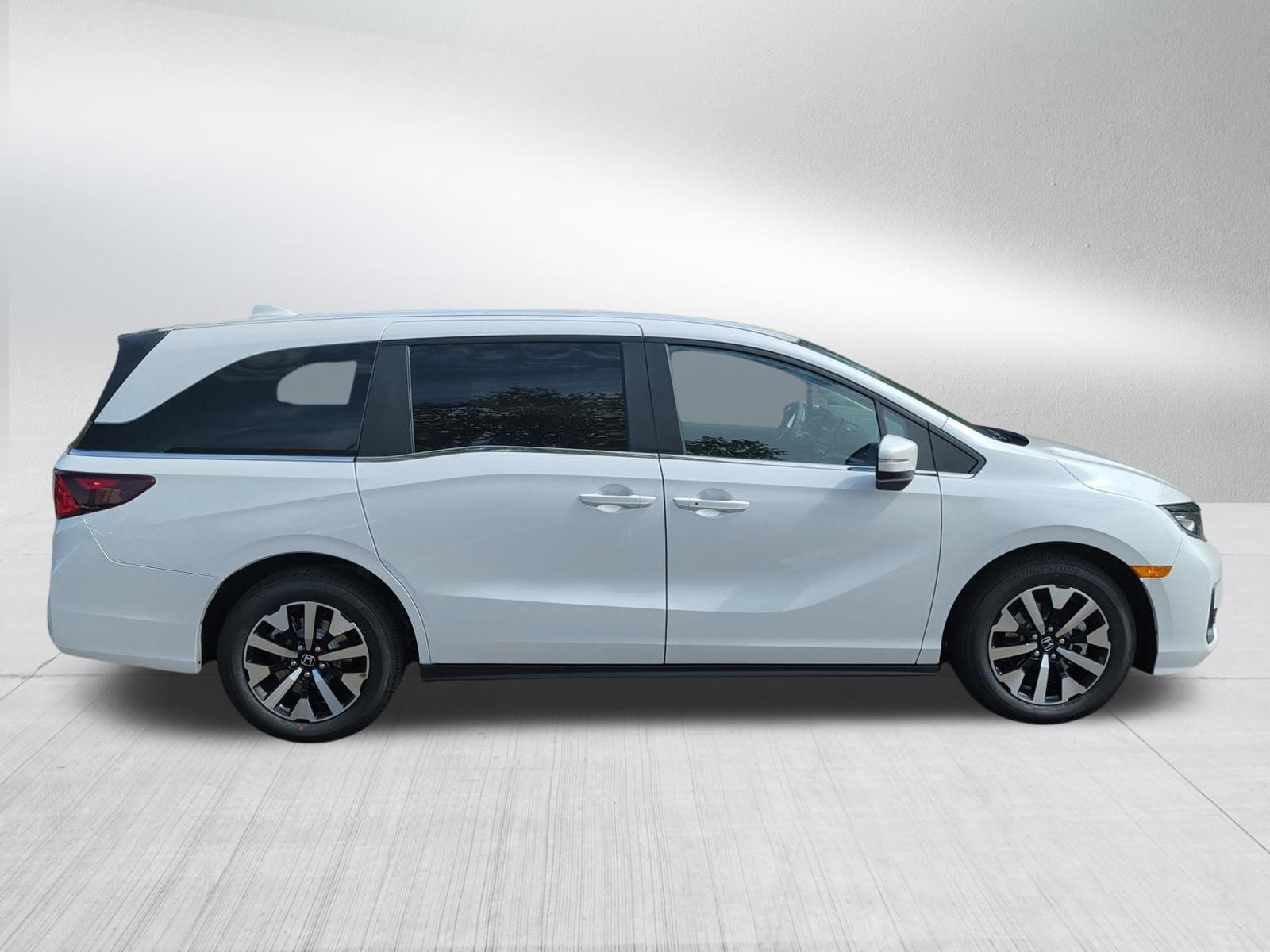 New 2026 Honda Odyssey EX-L image 8