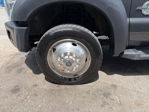 Used 2016 Ford F550 4x4 Regular Cab Super Duty image 11