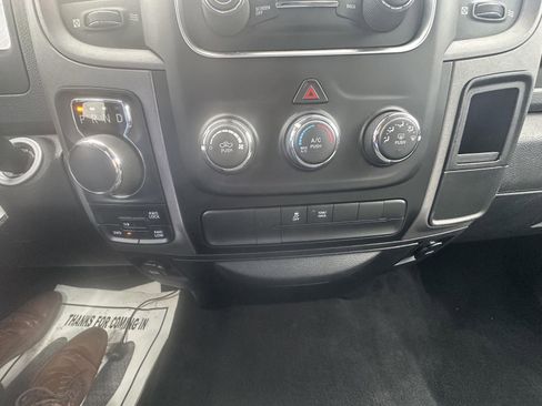 Used 2018 RAM 1500 Express w/ Express Value Package image 28