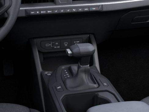 New 2026 Kia K4 FWD image 25