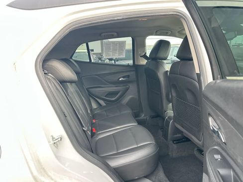 Used 2018 Buick Encore Essence image 17
