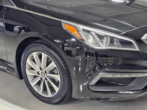Used 2016 Hyundai Sonata Sport w/ Option Group 02 image 10