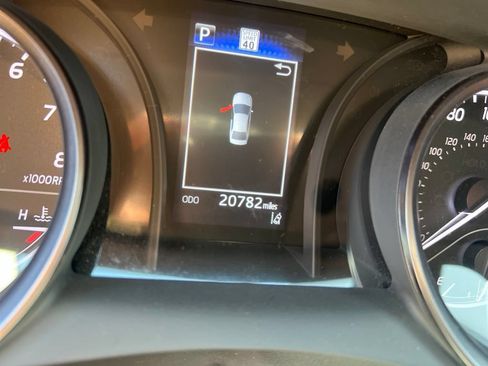 Used 2023 Toyota Camry SE FWD image 7