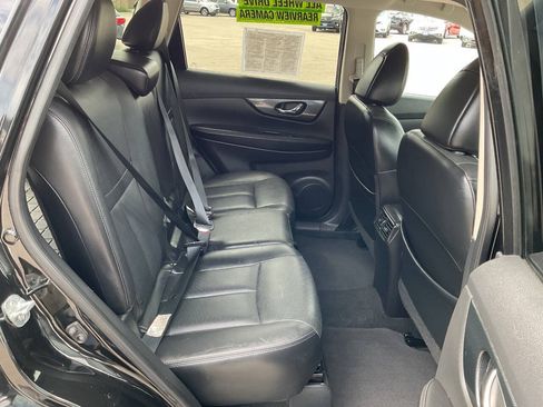Used 2014 Nissan Rogue SL AWD/4WD image 31