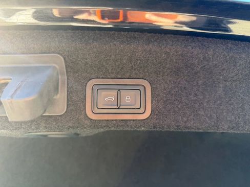 Used 2021 Audi S6 Premium Plus w/ S6 Executive Package image 31