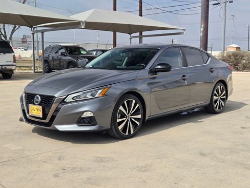 Used 2020 Nissan Altima 2.5 SR image 7