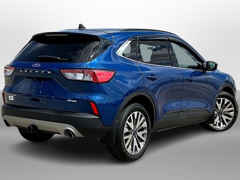 Used 2022 Ford Escape Titanium w/ Class II Trailer Tow Package image 11