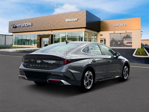 New 2026 Hyundai Sonata SEL FWD image 7