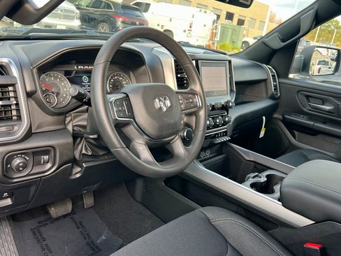 New 2026 RAM 1500 Express image 19
