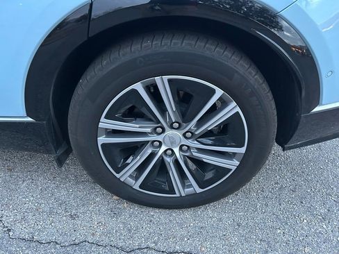 Used 2024 Cadillac Lyriq Luxury image 9