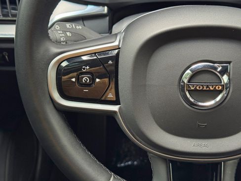Used 2022 Volvo S60 B5 R-Design w/ Climate Package FWD image 20