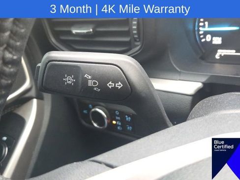 Used 2023 Ford Explorer XLT AWD/4WD image 41