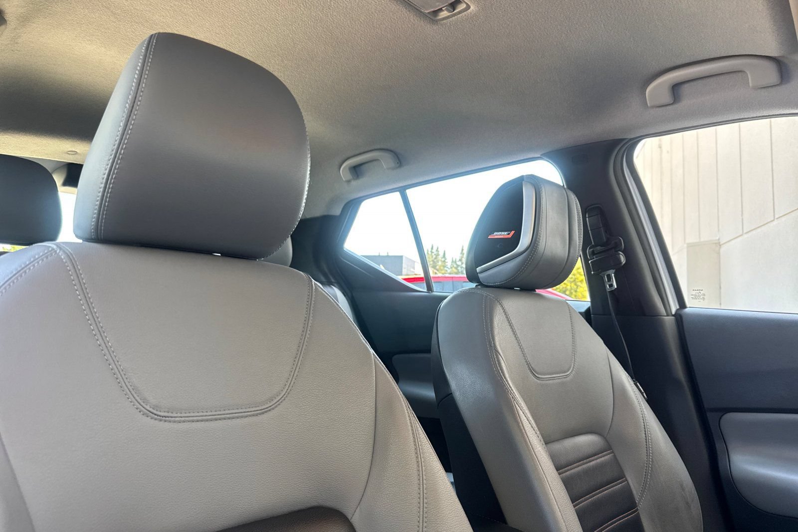 Used 2021 Nissan Kicks SR w/ SR Premium Package FWD image 17