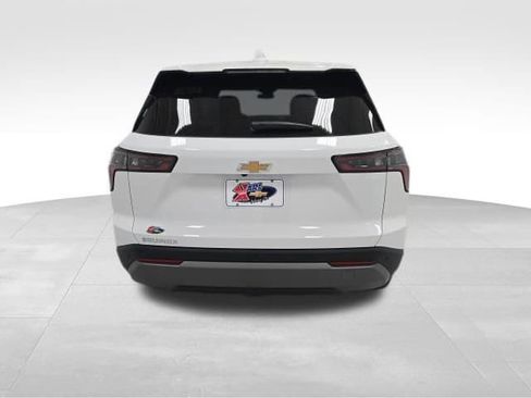 New 2026 Chevrolet Equinox LT image 4