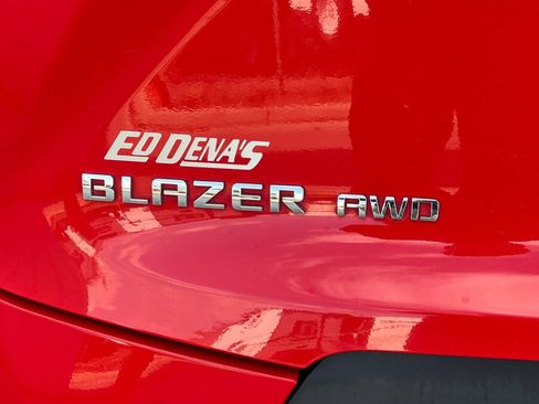 Used 2024 Chevrolet Blazer LT AWD/4WD image 39