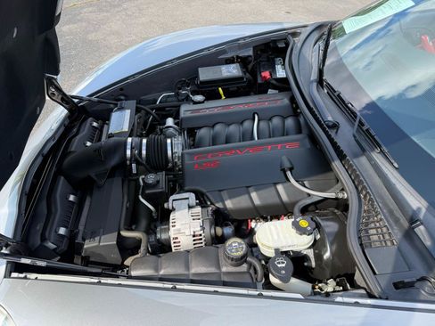 Used 2006 Chevrolet Corvette Convertible w/ Preferred Equipment Group RWD image 20