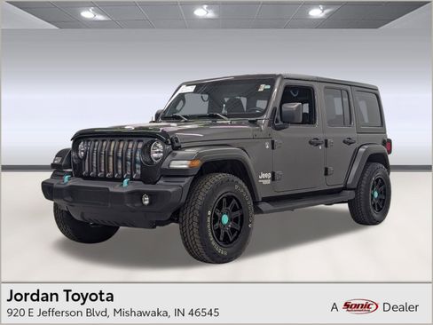 Used 2020 Jeep Wrangler Unlimited Sport image 1