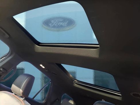 Certified 2018 Ford Explorer Sport w/ Equipment Group 401A image 10