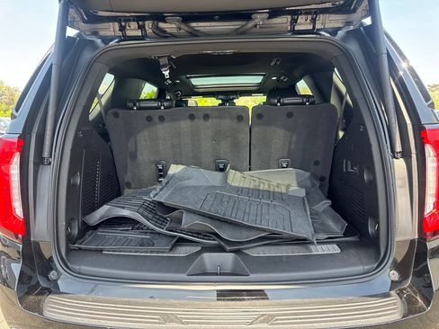 Used 2023 GMC Yukon Denali w/ LPO, Floor Liner Package AWD/4WD image 14