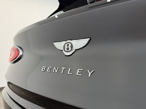 New 2026 Bentley Bentayga Extended Wheelbase AWD/4WD image 63