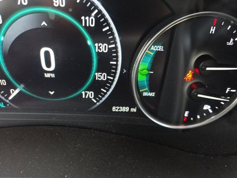 Used 2019 Buick LaCrosse Preferred image 19